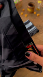 Leggings im Stil des Harlekin-Narren – Stummfilm-Graustufen