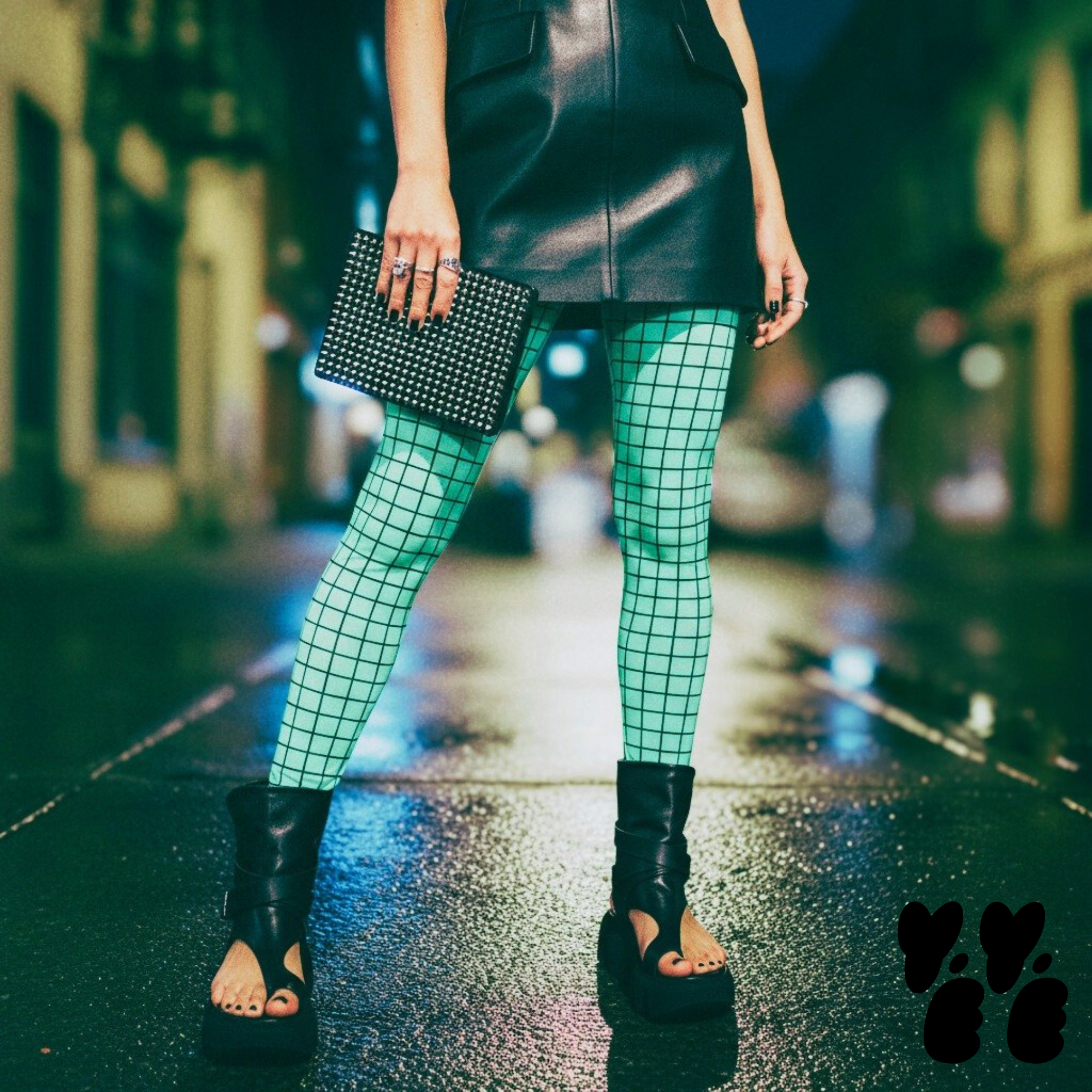 Mint green hand-drawn grid leggings by YéYé