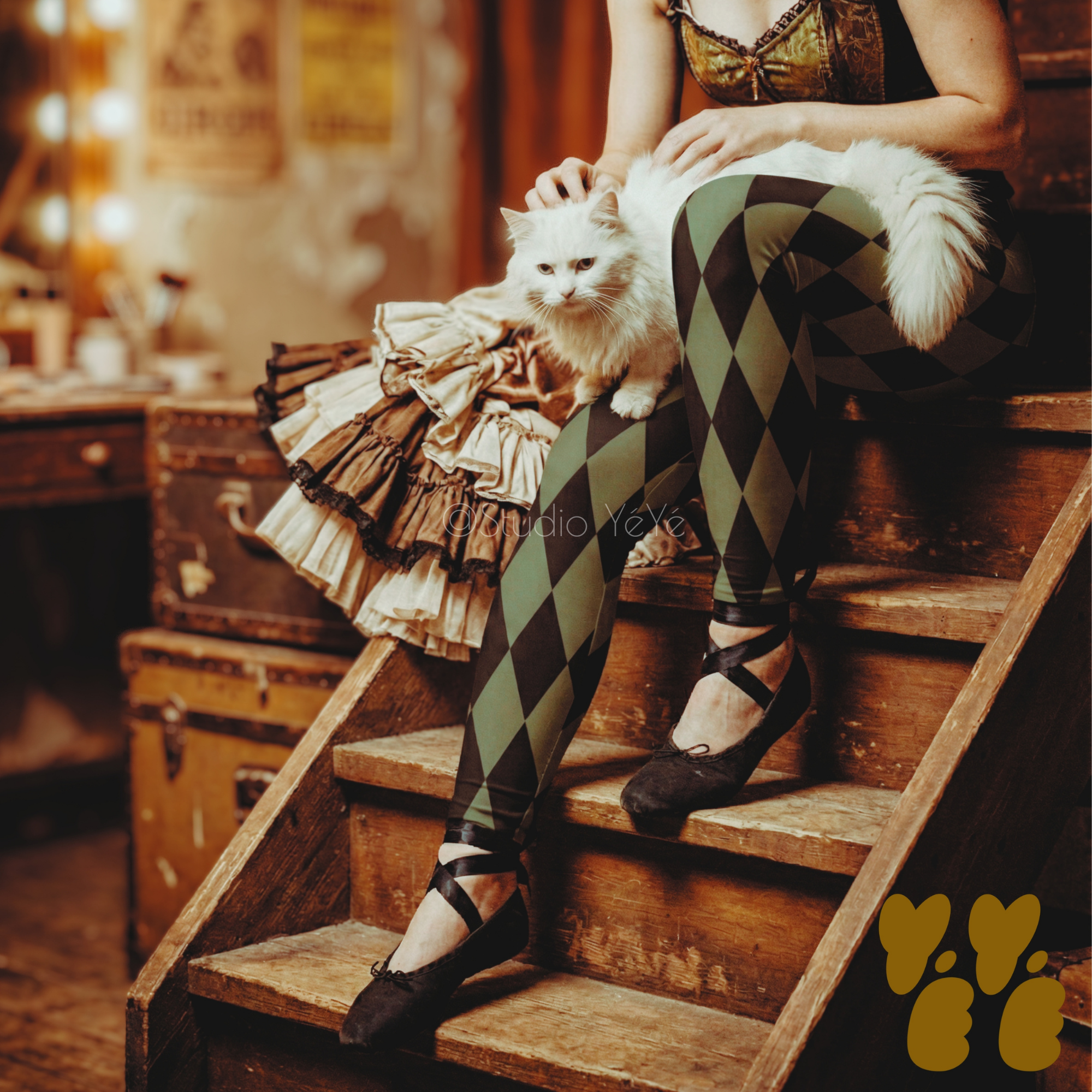 Olive green and black harlequin diamond leggings by YéYé.