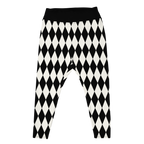 studio-yeye-harlequin-diamond-plus-size-leggings-black-white-flat-front