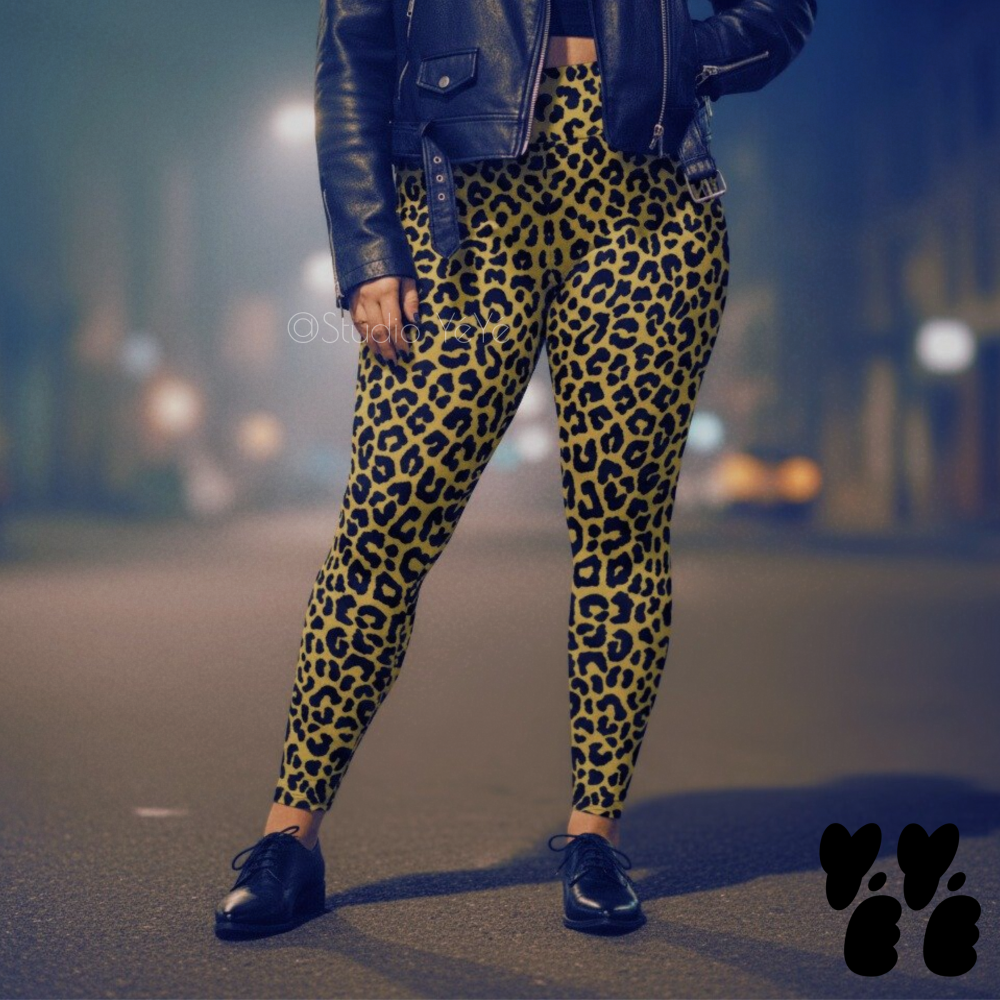 A plus sized female model wears 2XL leopard leggings in mustard