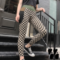 studio-yeye-pocket-leggings-checkered-black and beige-2